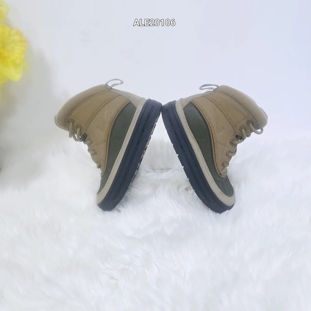 Nike Kids ACG Woodside 2 High GS Khaki/Beige/Brown and Olive Gree Boots Size 12C